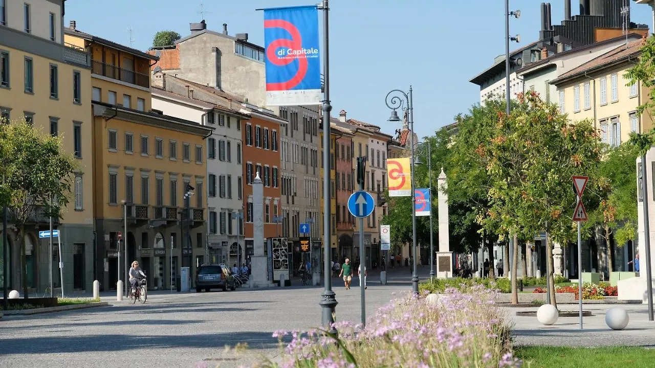Nxt Station Deluxe Apartment Bergamo